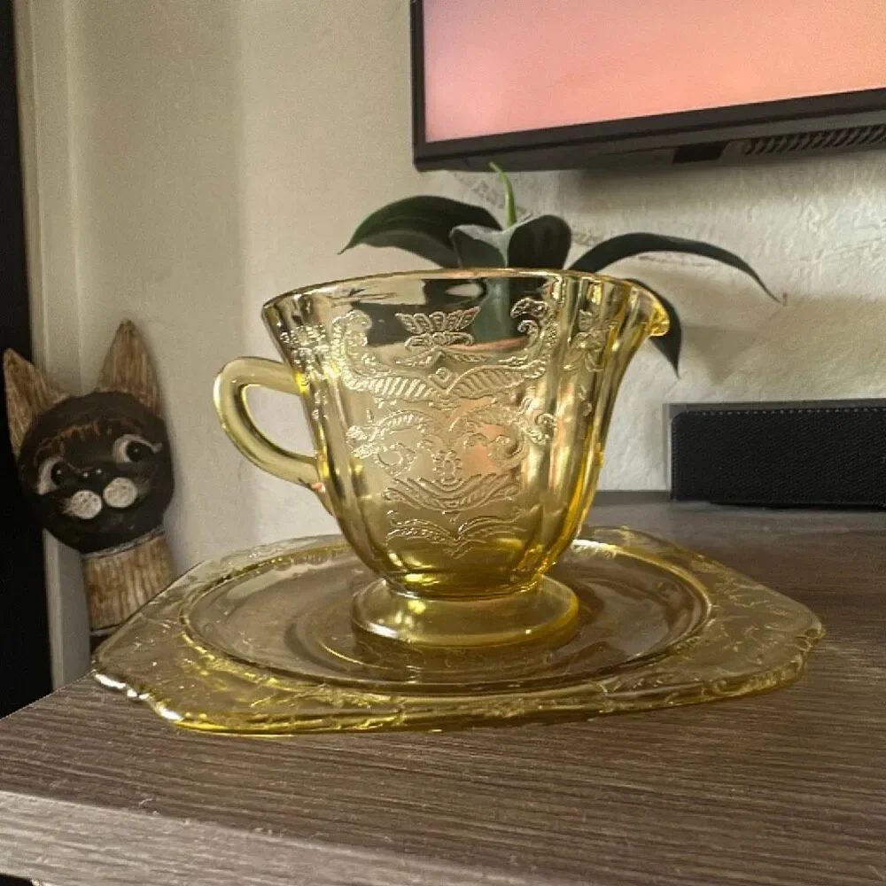 Vintage Federal Glass Yellow Depression Glass Creamer & saucer vintage glass